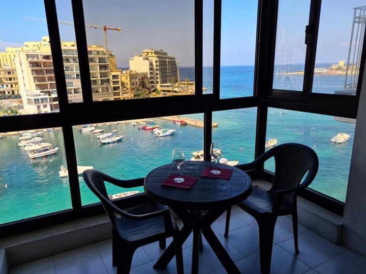 Spinola Bay Sea Front Apt 6 Saint Julian's Εξωτερικό φωτογραφία